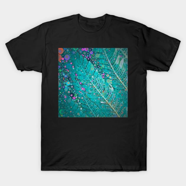 Flora T-Shirt by ARTISTWERQ